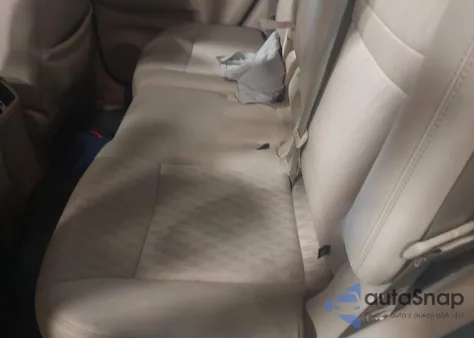 2017 Nissan Rogue S z USA, uszkodzony, nr VIN 5N1AT2MV2HC799475